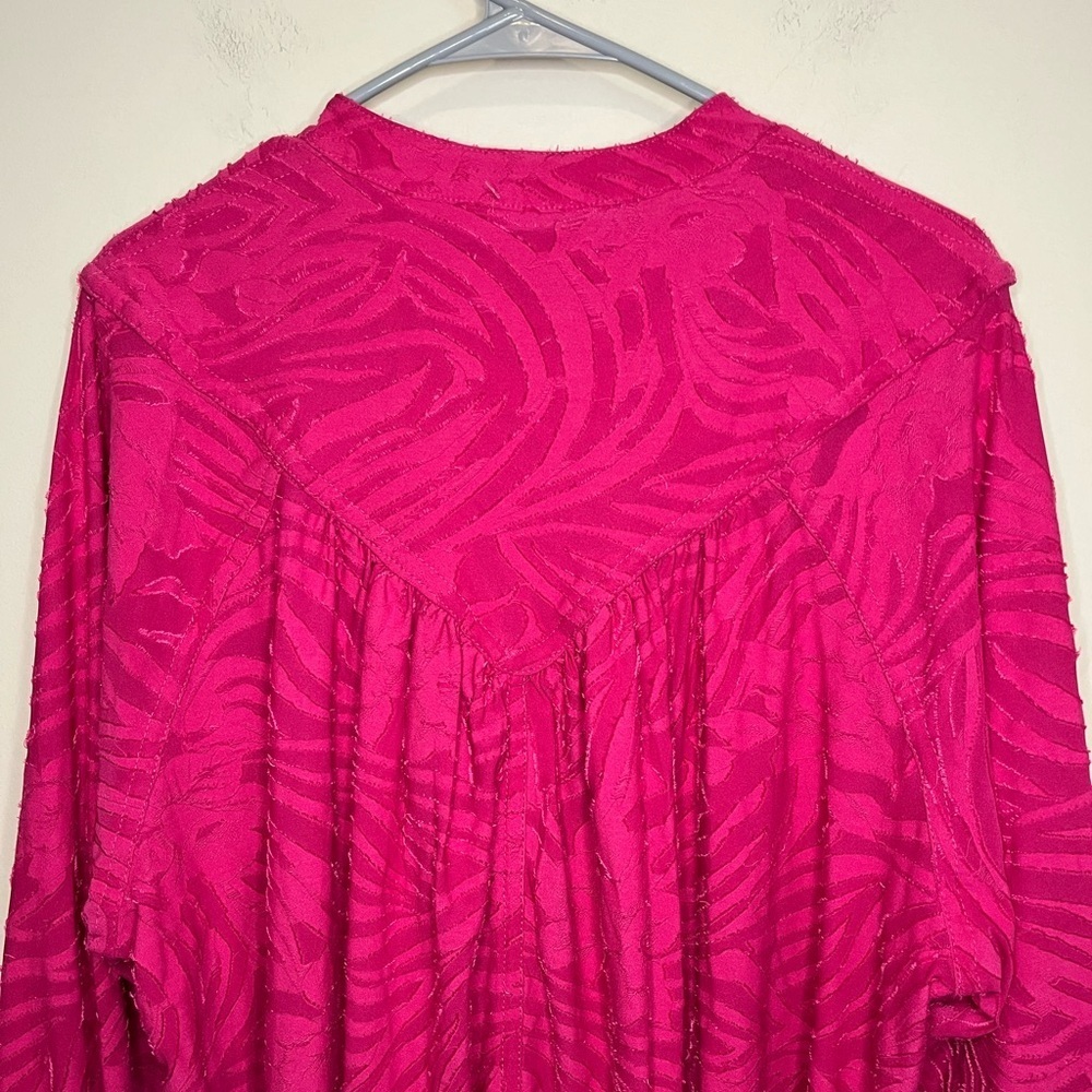 Free People Can't Stop Dreaming Button
Down Tunic - Medium (Runs Large) - Picture 9 of 11